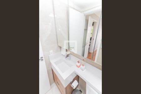 Banheiro de apartamento para alugar com 1 quarto, 31m² em Ferreira, São Paulo