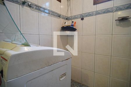 Casa à venda com 224m², 3 quartos e 3 vagaslavanderia 