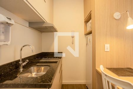 Cozinha de apartamento para alugar com 1 quarto, 22m² em Centro, Curitiba
