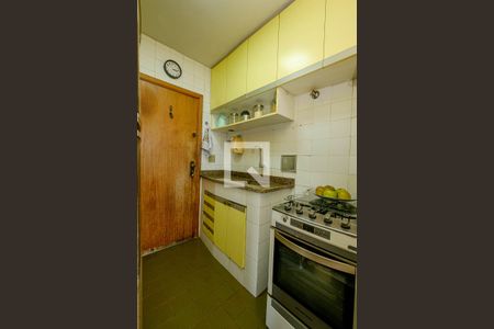 Apartamento à venda com 64m², 2 quartos e 2 vagasCozinha