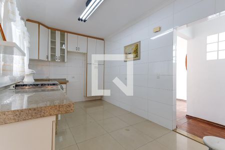 Casa à venda com 180m², 3 quartos e 2 vagasCozinha