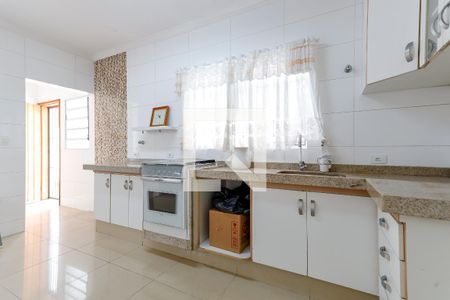 Casa à venda com 180m², 3 quartos e 2 vagasCozinha