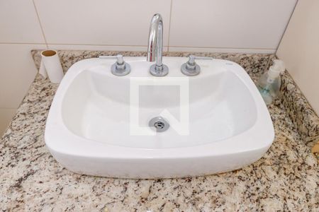 Casa à venda com 180m², 3 quartos e 2 vagasBanheiro