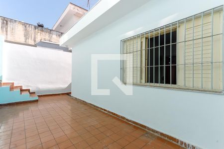 Casa à venda com 180m², 3 quartos e 2 vagasQuintal