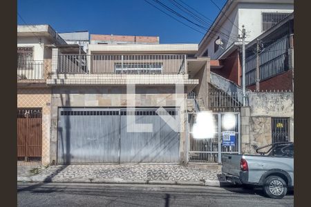 Casa à venda com 180m², 3 quartos e 2 vagasFachada