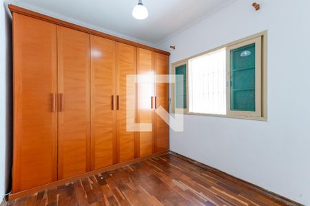 Casa à venda com 180m², 3 quartos e 2 vagasQuarto 2