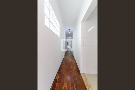 Corredor  de casa à venda com 3 quartos, 180m² em Vila Maria Alta, São Paulo