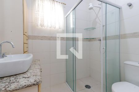 Casa à venda com 180m², 3 quartos e 2 vagasBanheiro