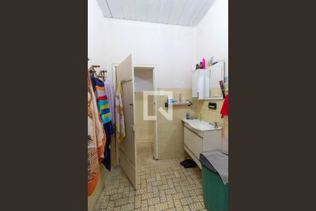 Casa à venda com 315m², 4 quartos e 1 vagaCasa 2 - Banheiro