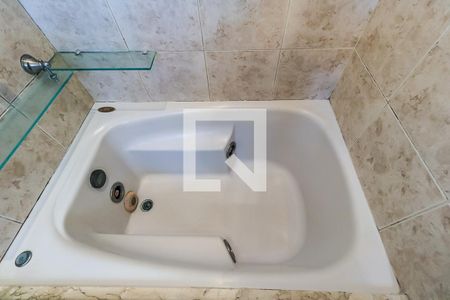 Apartamento para alugar com 98m², 2 quartos e 2 vagasBanheiro da Suíte