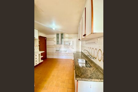 Apartamento à venda com 88m², 3 quartos e 1 vagaCozinha