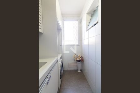 Apartamento à venda com 74m², 3 quartos e 1 vagaÁrea de serviço