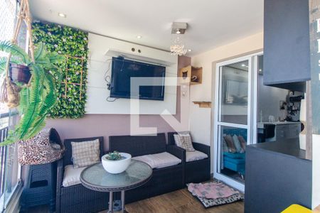 Apartamento à venda com 74m², 3 quartos e 1 vagaVaranda