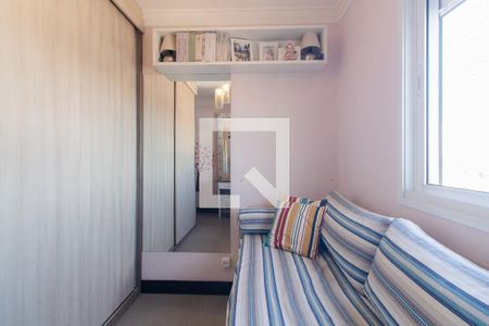 Apartamento à venda com 74m², 3 quartos e 1 vagaQuarto 2