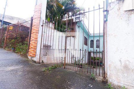 Casa para alugar com 80m², 2 quartos e 3 vagasFachada