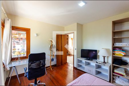 Casa à venda com 290m², 4 quartos e 4 vagasQuarto 1