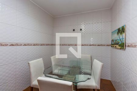Apartamento à venda com 133m², 3 quartos e 2 vagasCozinha 