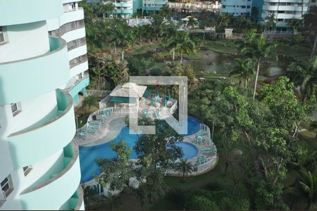 Apartamento para alugar com 78m², 2 quartos e 1 vagaVista da Suite com a Piscina ao fundo