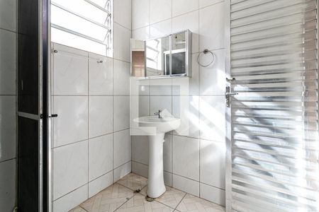 Banheiro de casa à venda com 1 quarto, 95m² em Vila Granada, São Paulo