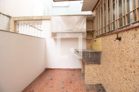 Casa para alugar com 110m², 2 quartos e 1 vaga Casa para alugar com 110m², 2 quartos e 1 vagaÁrea de Serviço