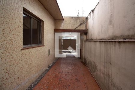 Casa para alugar com 110m², 2 quartos e 1 vaga Casa para alugar com 110m², 2 quartos e 1 vagaCorredor