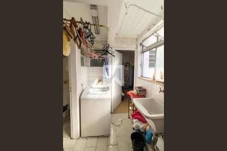 Apartamento à venda com 81m², 2 quartos e 1 vagaÁrea de Serviço