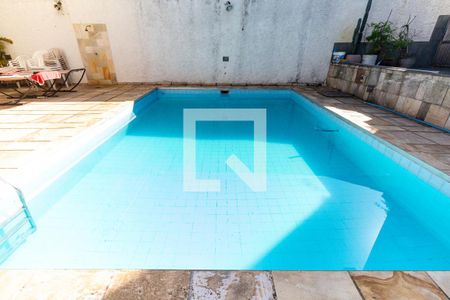 Casa à venda com 460m², 4 quartos e 5 vagasPiscina