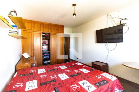 Casa à venda com 460m², 4 quartos e 5 vagasSuíte 1