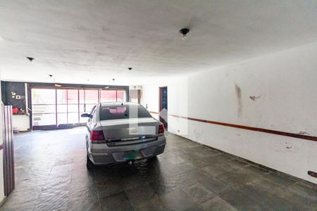 Casa à venda com 460m², 4 quartos e 5 vagasGaragem