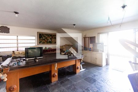 Casa à venda com 460m², 4 quartos e 5 vagasSalão de Festa