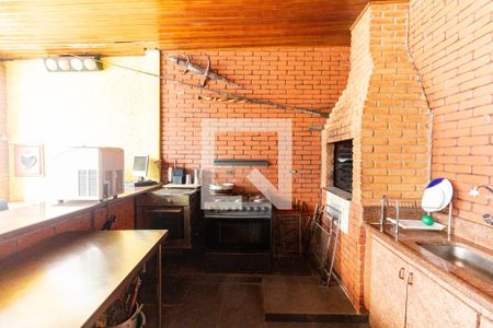 Casa à venda com 460m², 4 quartos e 5 vagasChurrasqueira