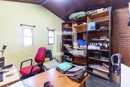 Casa à venda com 460m², 4 quartos e 5 vagasEscritório