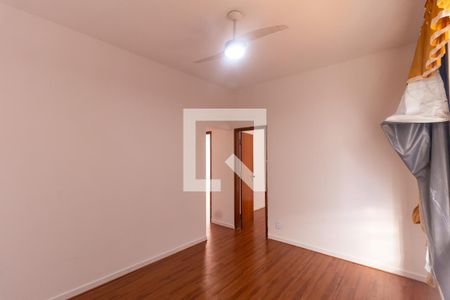 Sala de apartamento para alugar com 2 quartos, 60m² em Vila Valqueire, Rio de Janeiro