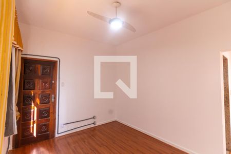 Sala de apartamento para alugar com 2 quartos, 60m² em Vila Valqueire, Rio de Janeiro
