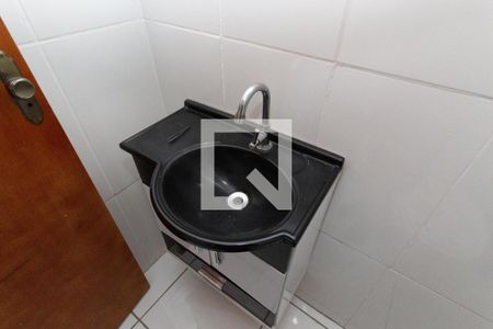 Casa à venda com 220m², 4 quartos e 4 vagasCasa 2 - Banheiro da Social