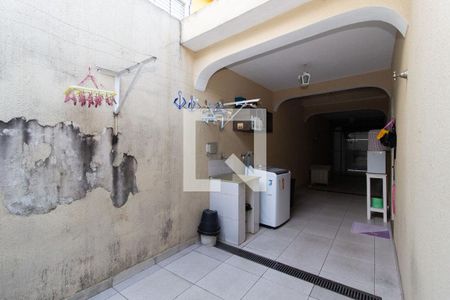 Casa à venda com 220m², 4 quartos e 4 vagasLavanderia