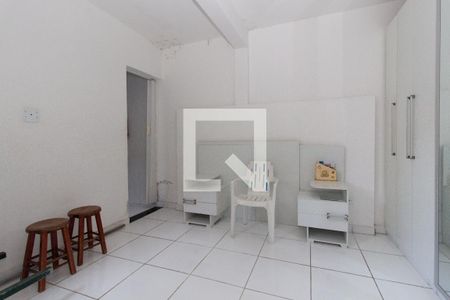 Casa à venda com 220m², 4 quartos e 4 vagasCasa 2 - Suíte