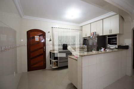 Casa à venda com 220m², 4 quartos e 4 vagasCozinha