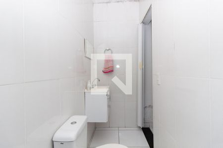 Casa à venda com 220m², 4 quartos e 4 vagasCasa 2 - Banheiro da Suíte