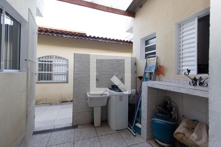 Casa à venda com 220m², 4 quartos e 4 vagasCasa 2 - Lavanderia