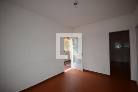 Sala de casa para alugar com 1 quarto, 50m² em Irajá, Rio de Janeiro