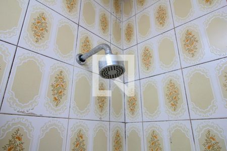 Apartamento para alugar com 79m², 3 quartos e sem vaga Apartamento para alugar com 79m², 3 quartos e sem vagaChuveiro