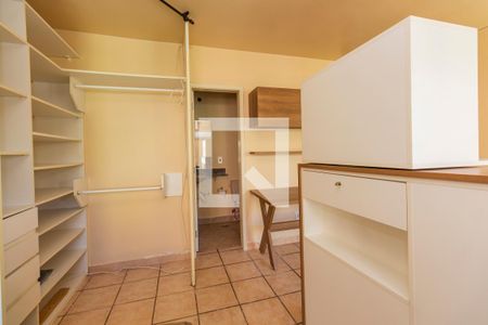 Quarto  de apartamento para alugar com 1 quarto, 37m² em Boa Vista, Porto Alegre