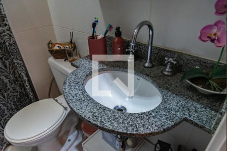 Apartamento à venda com 51m², 2 quartos e 1 vaga Apartamento à venda com 51m², 2 quartos e 1 vagaBanheiro