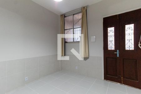Casa para alugar com 40m², 1 quarto e sem vaga Casa para alugar com 40m², 1 quarto e sem vagaSala