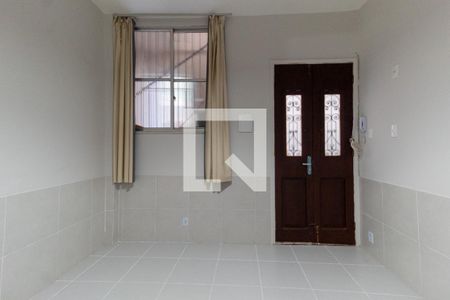 Casa para alugar com 40m², 1 quarto e sem vaga Casa para alugar com 40m², 1 quarto e sem vagaSala