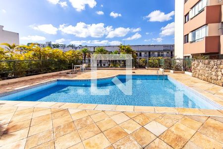 Apartamento à venda com 60m², 2 quartos e 2 vagas Apartamento à venda com 60m², 2 quartos e 2 vagasÁrea Comum - Piscina
