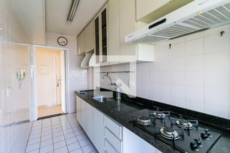 Apartamento à venda com 60m², 2 quartos e 2 vagas Apartamento à venda com 60m², 2 quartos e 2 vagasCozinha