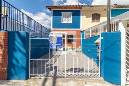 Casa para alugar com 110m², 2 quartos e 1 vagaFachada