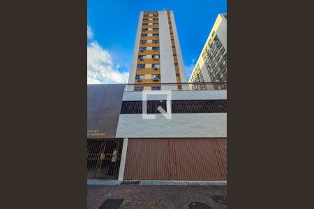 Apartamento à venda com 60m², 2 quartos e 1 vagaFachada